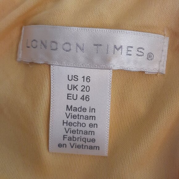 Floral Halter Maxi Dress - Picture 9 of 14